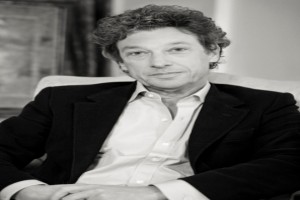 Photo of author Adam Zamoyski